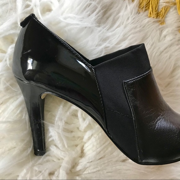 Anne Klein Ottone Peep Toe Leather Ankle Booties - Picture 7 of 9